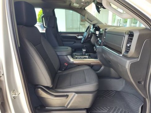 Used 2022 Chevrolet Silverado 1500 RST AWD/4WD image 24