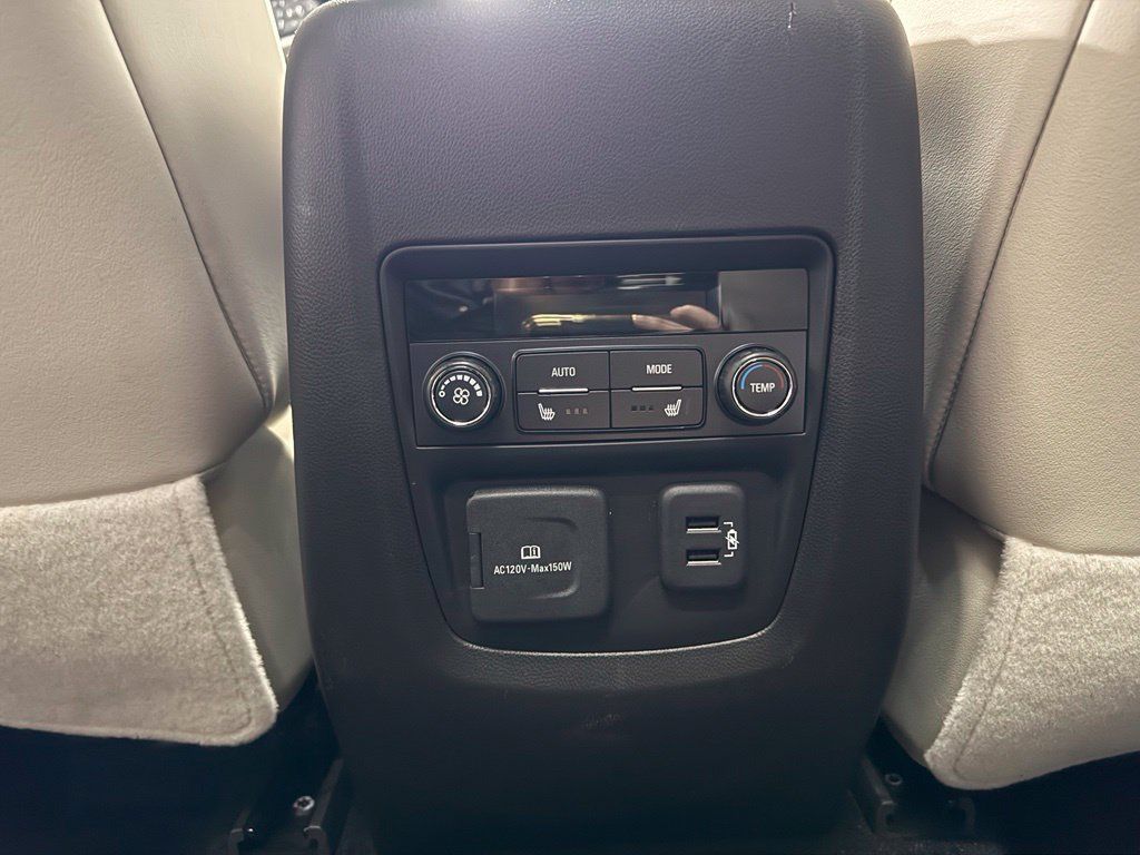 Used 2023 Buick Enclave Avenir FWD image 16