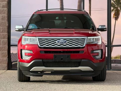 Used 2017 Ford Explorer Platinum AWD/4WD image 19