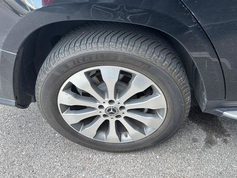 Used 2019 Mercedes-Benz GLS 450 4MATIC image 5