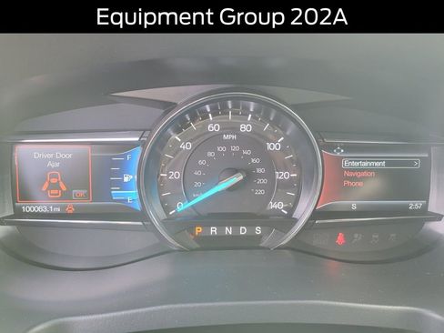 Certified 2018 Ford Explorer XLT w/ Equipment Group 202A AWD/4WD image 25