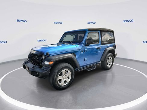 Used 2022 Jeep Wrangler Sport AWD/4WD image 4