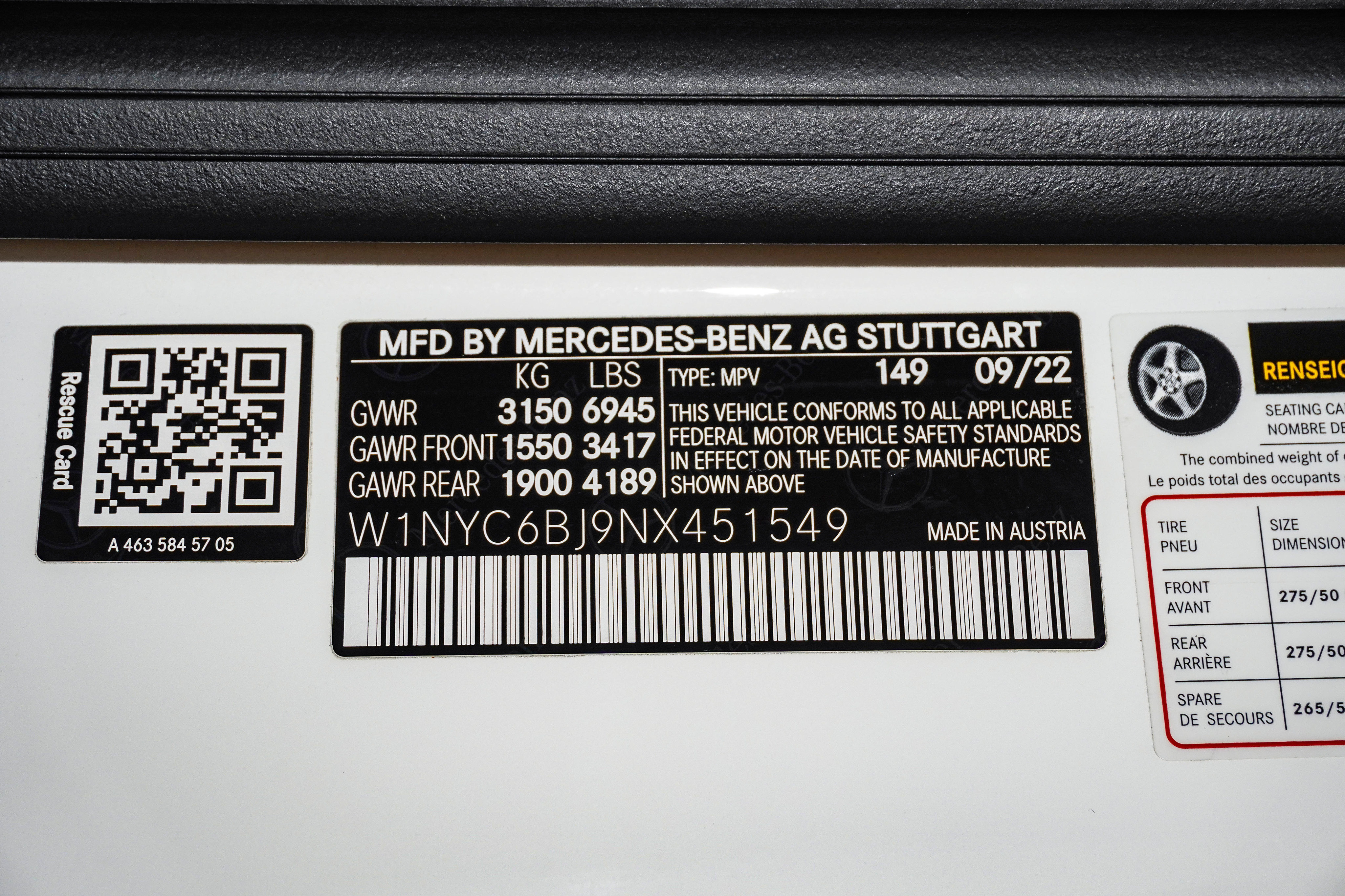 Used 2022 Mercedes-Benz G 550 w/ Exclusive Interior Package image 31