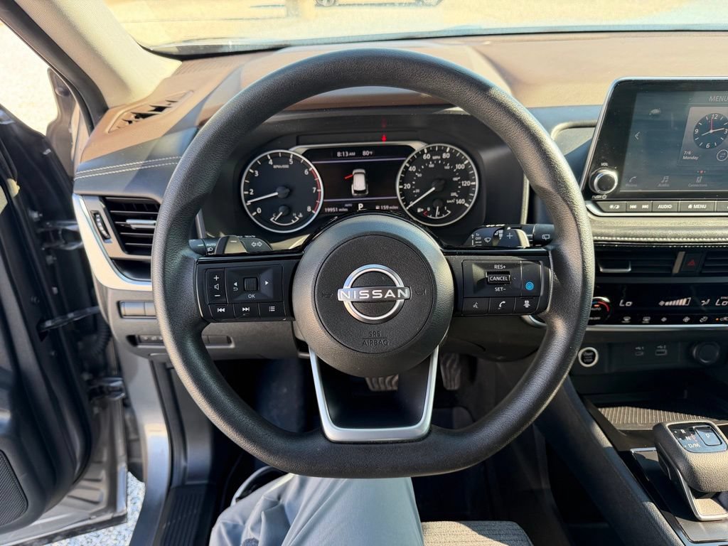 Used 2023 Nissan Rogue SV AWD/4WD image 14