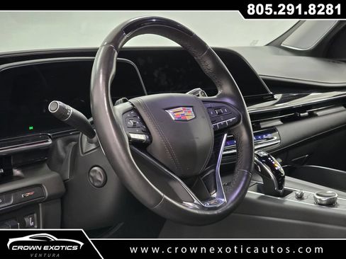 Used 2024 Cadillac Escalade V w/ LPO, ONYX Package AWD/4WD image 32