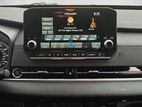 Used 2023 Mitsubishi Outlander SE FWD image 12