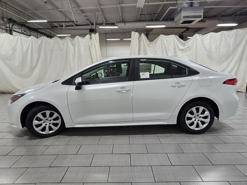 New 2026 Toyota Corolla LE image 10