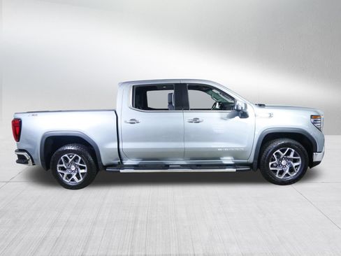 Used 2026 GMC Sierra 1500 SLT w/ SLT Premium Plus Package AWD/4WD image 8