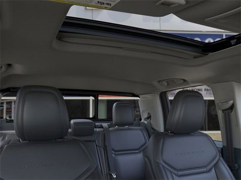 New 2025 Ford Maverick Lariat w/ Black Appearance Package image 12