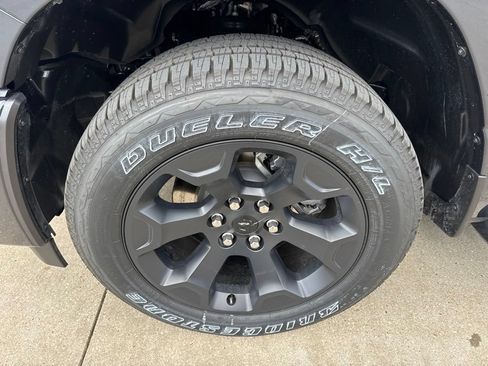 New 2026 RAM 1500 Express AWD/4WD image 5