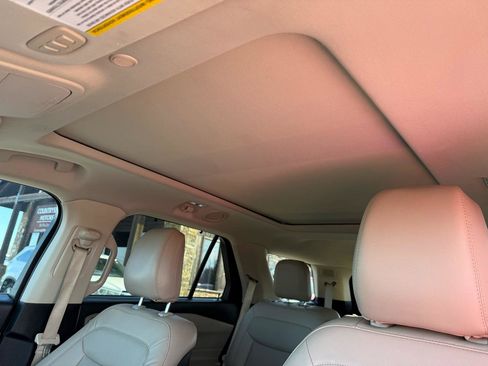 Used 2020 Ford Explorer Limited image 14