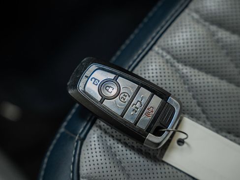 Used 2022 Ford F150 Limited image 55