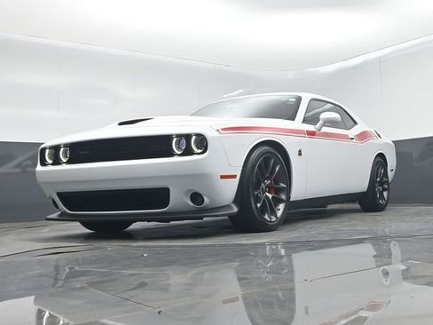 Used 2022 Dodge Challenger R/T Scat Pack RWD image 50