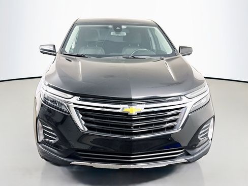 Used 2022 Chevrolet Equinox LT image 2