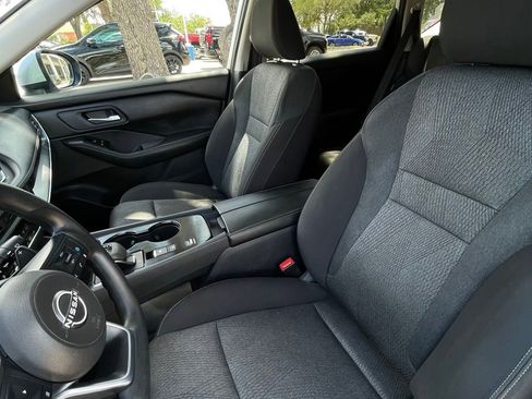 Used 2024 Nissan Rogue SV FWD image 22