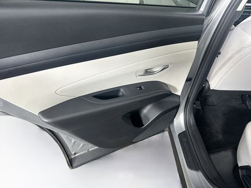 Used 2025 Hyundai Tucson SEL image 25