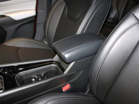 New 2026 Jeep Compass Limited image 21