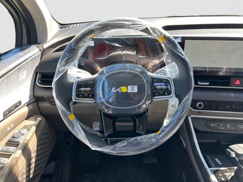 New 2026 Kia Carnival EX image 14