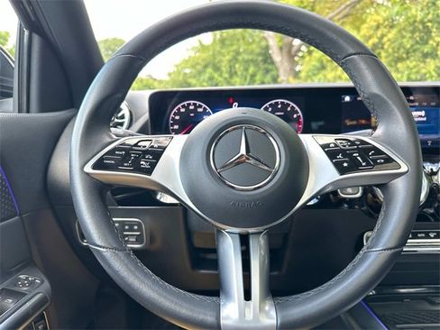 Certified 2025 Mercedes-Benz GLA 250 4MATIC image 20