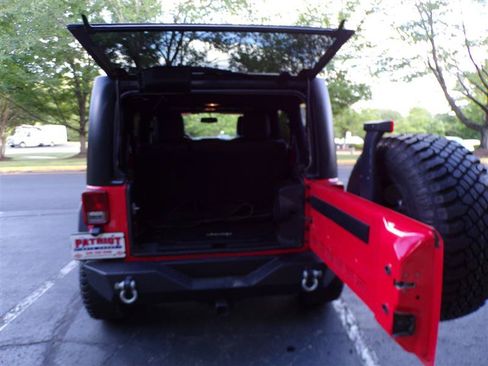 Used 2013 Jeep Wrangler Unlimited Sport AWD/4WD image 32