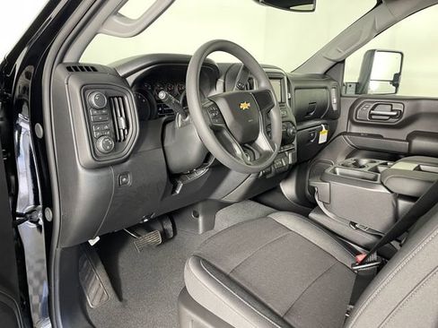 New 2026 Chevrolet Silverado 2500 Custom w/ Custom Value Package AWD/4WD image 3