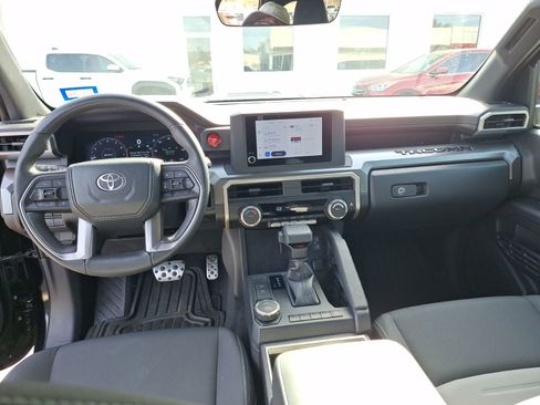 Used 2024 Toyota Tacoma TRD Sport image 19