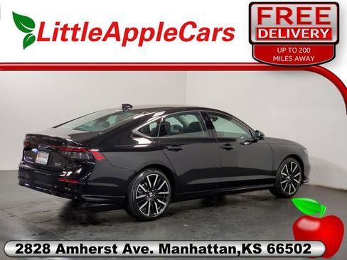 New 2026 Honda Accord Touring image 31