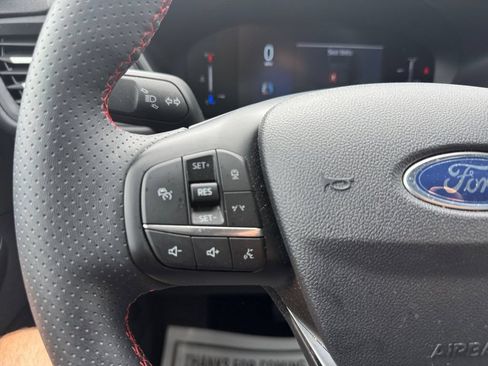 Certified 2025 Ford Escape ST-Line w/ Tech Pack #1 FWD image 34