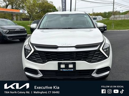 Used 2023 Kia Sportage LX AWD/4WD image 6