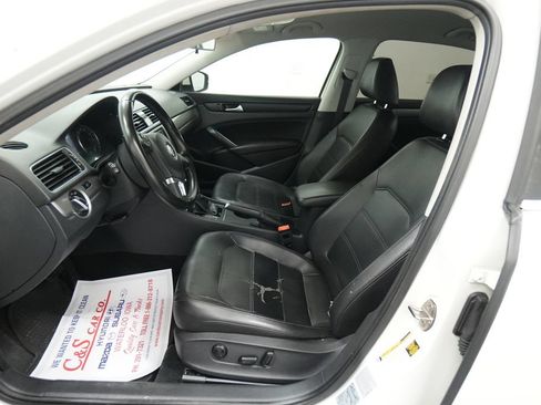 Used 2015 Volkswagen Passat 1.8T Limited Edition FWD image 14
