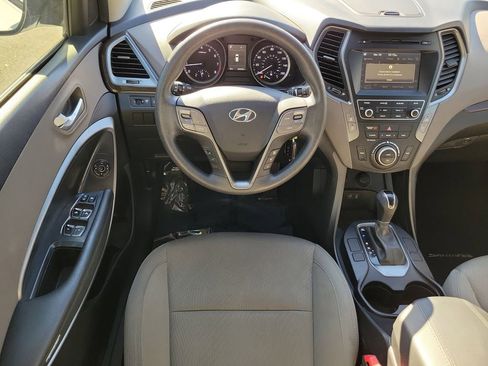 Used 2017 Hyundai Santa Fe Sport image 13
