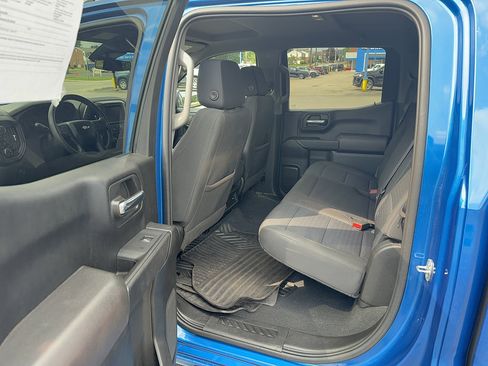 Used 2022 Chevrolet Silverado 1500 Custom AWD/4WD image 11