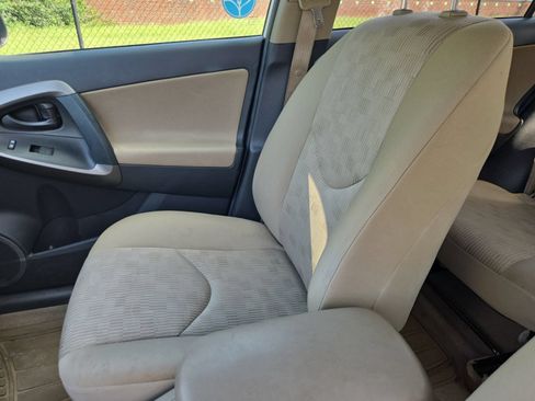 Used 2012 Toyota RAV4 4WD w/ Value Pkg image 17