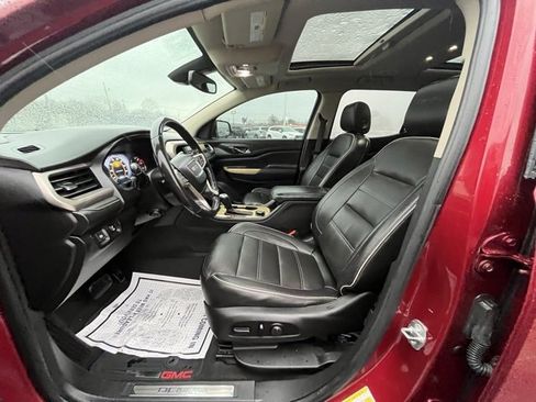 Used 2019 GMC Acadia Denali image 12