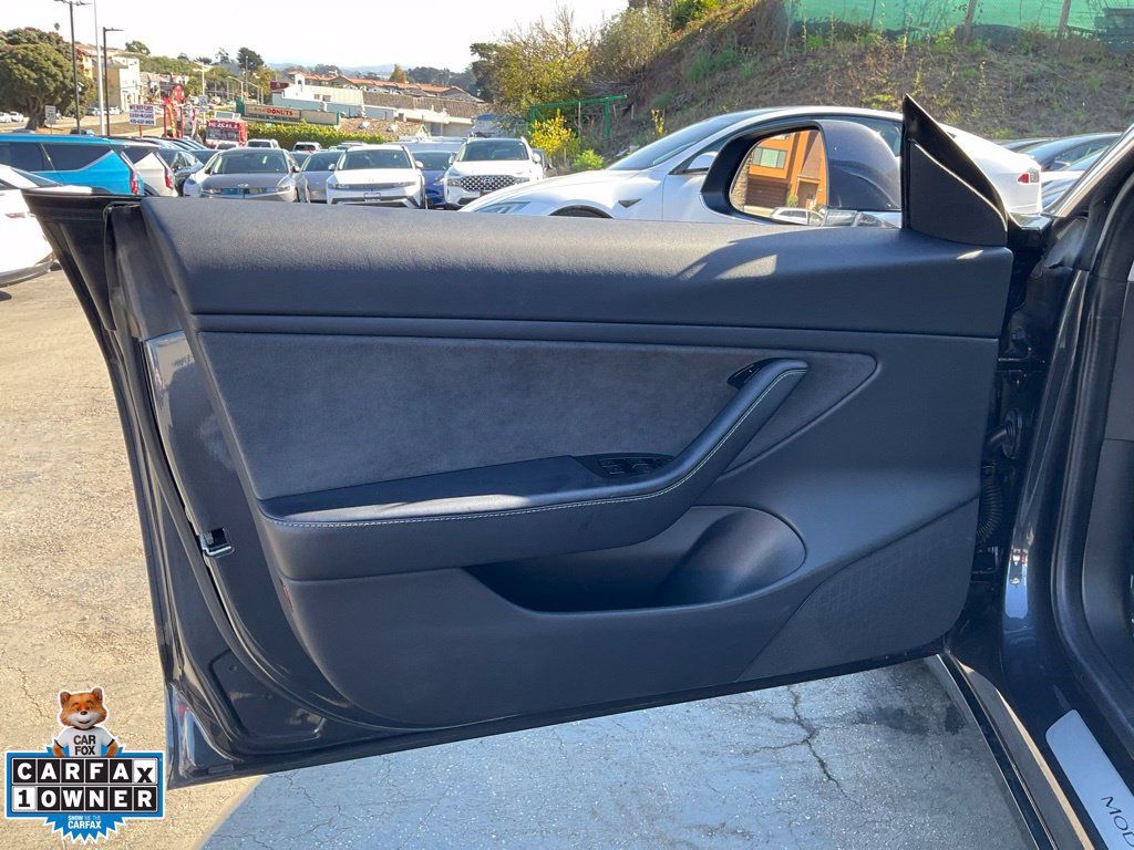 Used 2018 Tesla Model 3 Performance AWD/4WD image 22