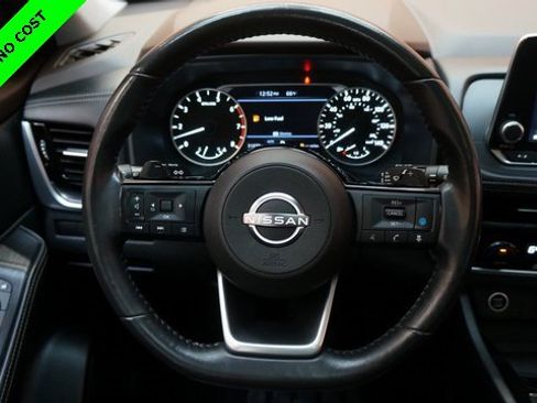 Used 2022 Nissan Rogue SV w/ SV Premium Package image 12