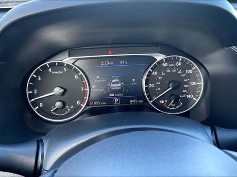 Used 2024 Nissan Altima 2.5 SV image 13