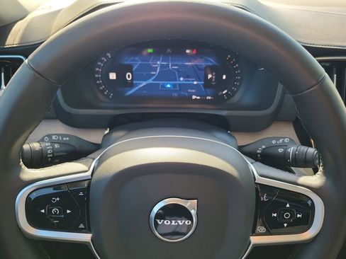 Certified 2025 Volvo XC90 B5 Plus image 26