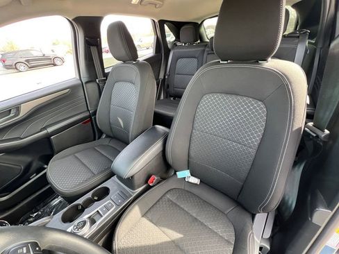 Used 2025 Ford Escape Active AWD/4WD image 25