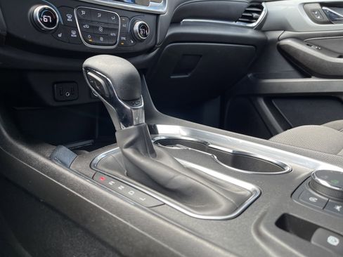 Used 2023 Chevrolet Traverse LT w/ LPO, Floor Liner Package image 34