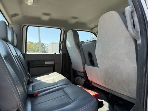 Used 2022 Ford F750 2WD Crew Cab Super Duty image 31