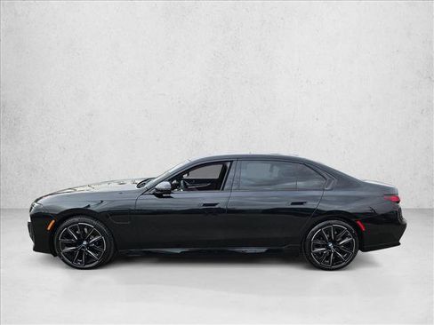New 2026 BMW 750e xDrive AWD/4WD image 5