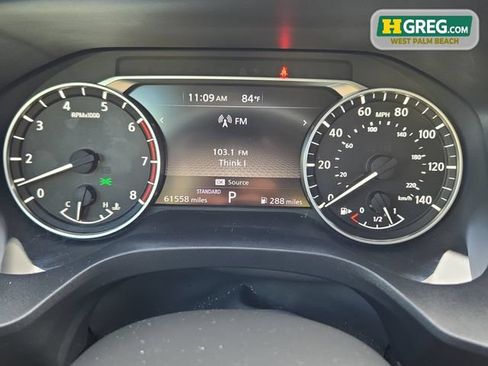 Used 2021 Nissan Rogue SV FWD image 13
