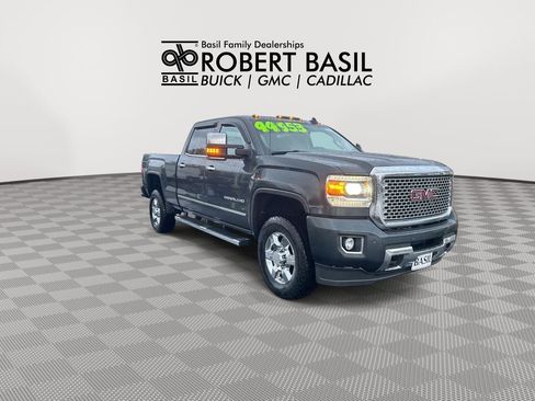Used 2017 GMC Sierra 3500 Denali w/ Snow Plow Prep Package AWD/4WD image 2