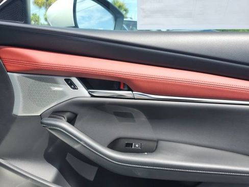 New 2026 MAZDA MAZDA3 2.5 S Hatchback w/ Premium Pkg FWD image 22