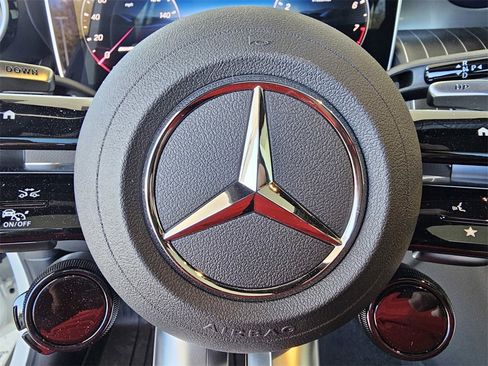 Used 2025 Mercedes-Benz GLC 43 AMG 4MATIC image 22