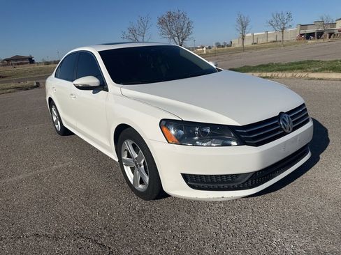 Used 2012 Volkswagen Passat 2.5 SE image 3