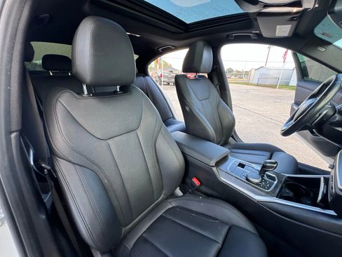 Used 2020 BMW 330i xDrive Sedan w/ Convenience Package AWD/4WD image 22
