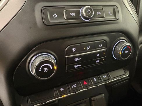 Used 2022 Chevrolet Silverado 1500 Custom RWD image 34