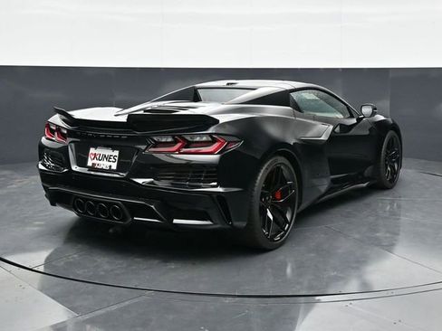 New 2026 Chevrolet Corvette Z06 w/ Battery Protection Package RWD image 7